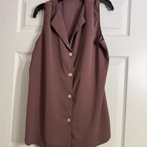Elegant Sleeveless Button-Down Shirt - Mauve